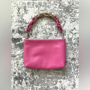 Pink Leather Shoulder Bag with Chunky Mixed-Tone Chain and Crossbody Strap
